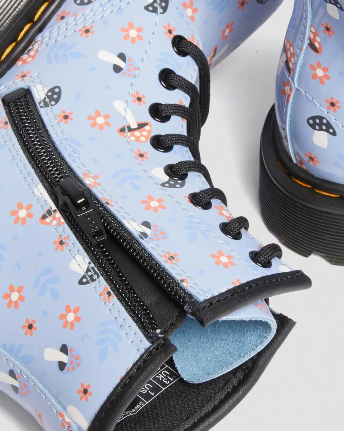 Best Junior 1460 Woodland Lakleren Veterlaarzen KIDS Sale Voor Kinderen