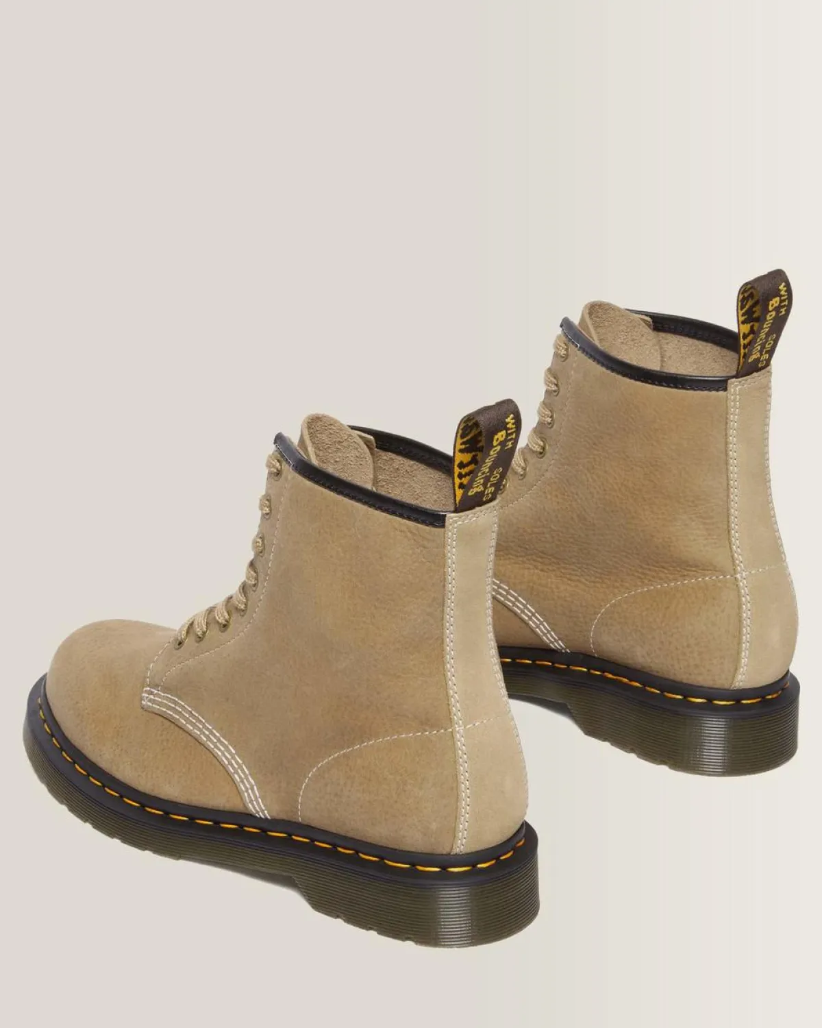 Cheap 1460 Tumbled Nubuck Leren Veterlaarzen Originals|Nieuw Binnen